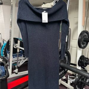 H&M Dark Blue Ribbed Sweater